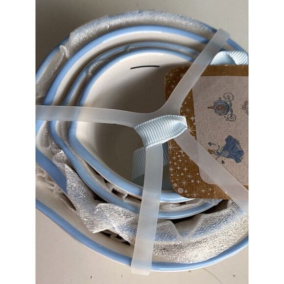 RAE DUNN Disney Princess Cinderella Measuring Cups Glass Slipper Carriage Clock - Picture 10 of 10